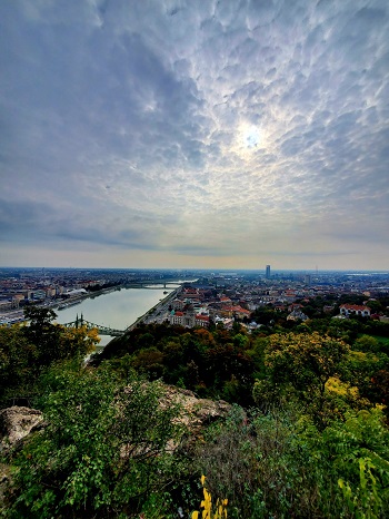 A wide look at the huge expanse of Budapest and the Daube River.